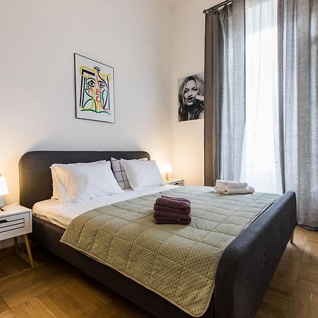 New Apartment On Rustaveli Avenue Tbiliszi Kültér fotó